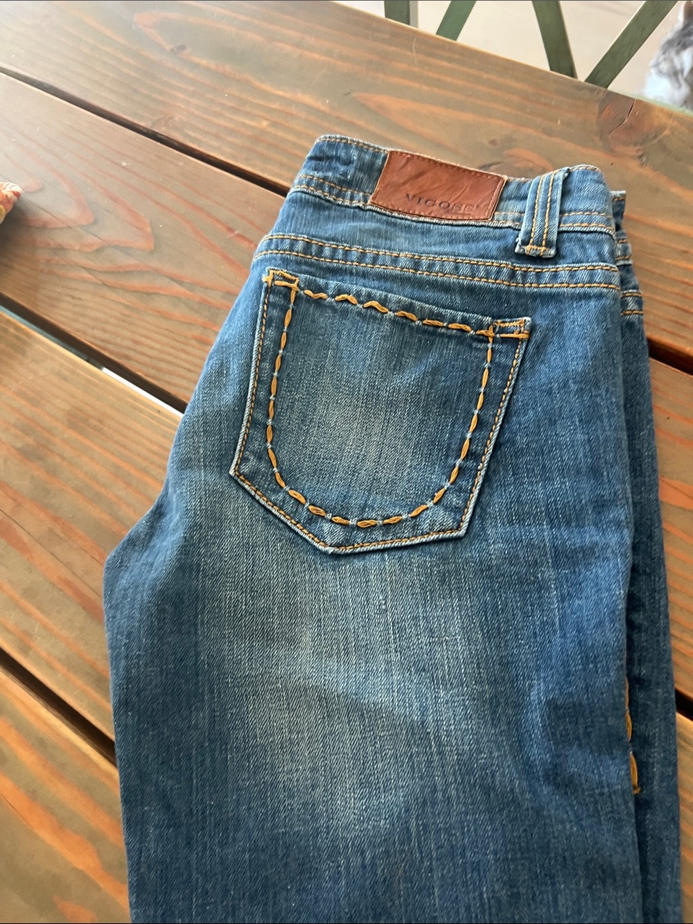 Vigoss Women Blue Denim Jeans with Contrast Tan Stitching